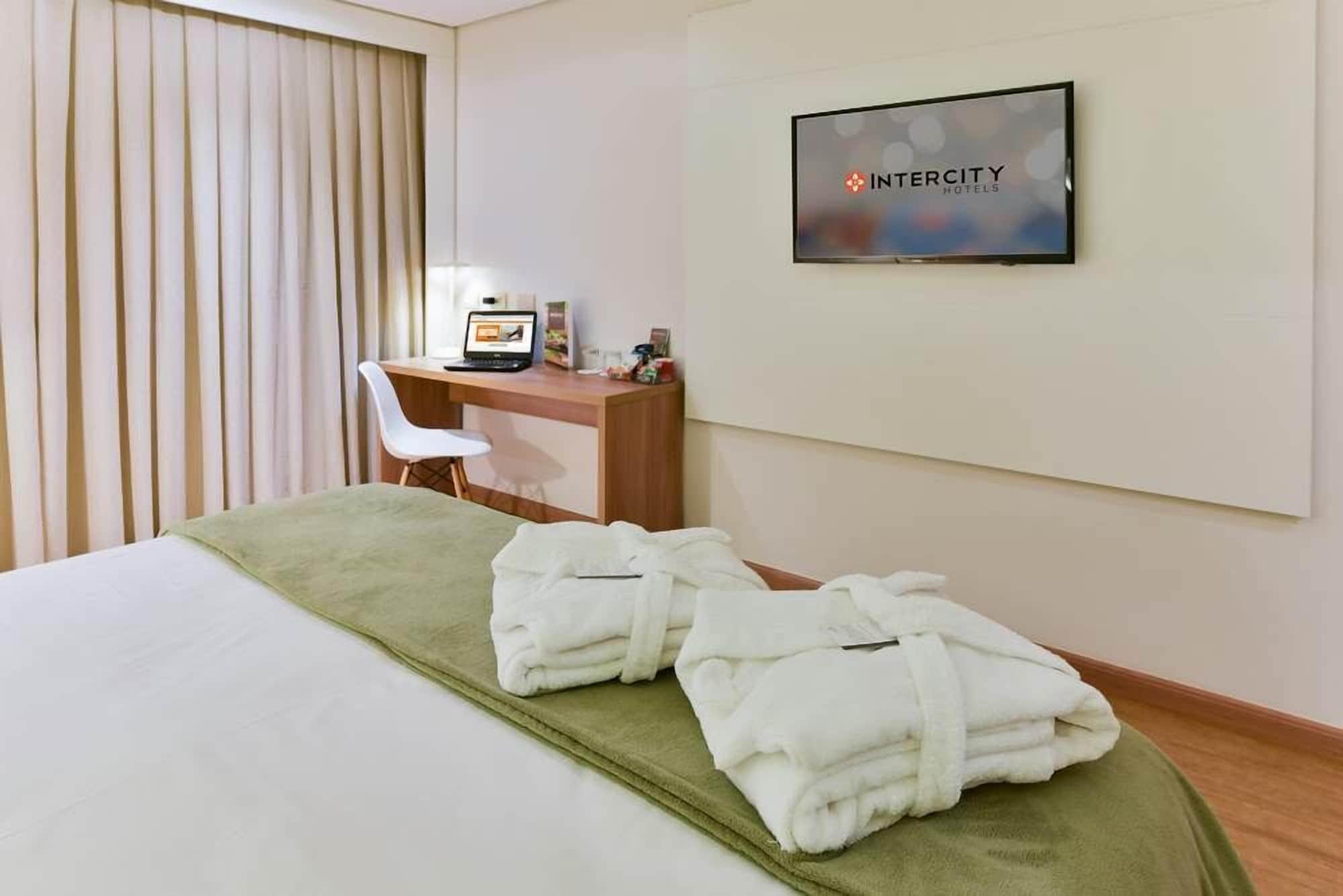 Intercity Anapolis Bagian luar foto