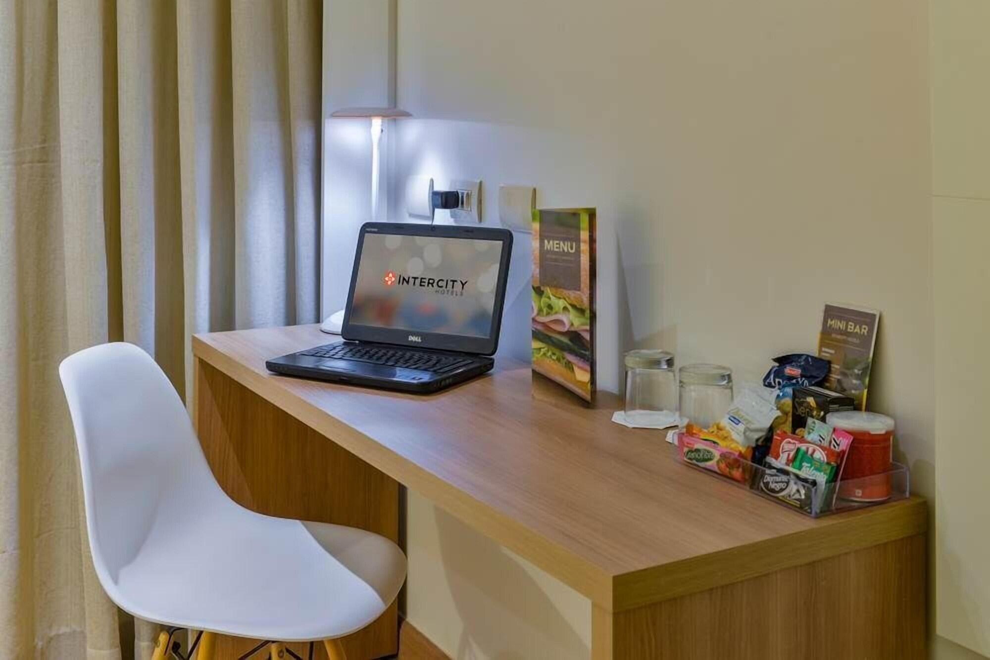 Intercity Anapolis Bagian luar foto